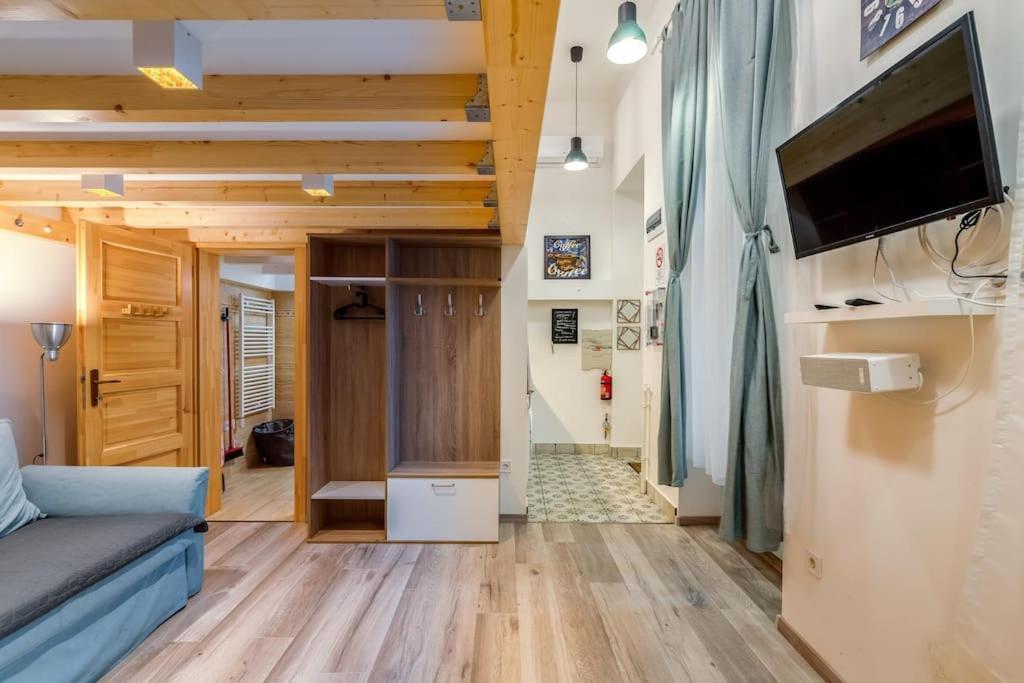 Amazing Kazinczy Flat No. 1 Budapest Exterior foto