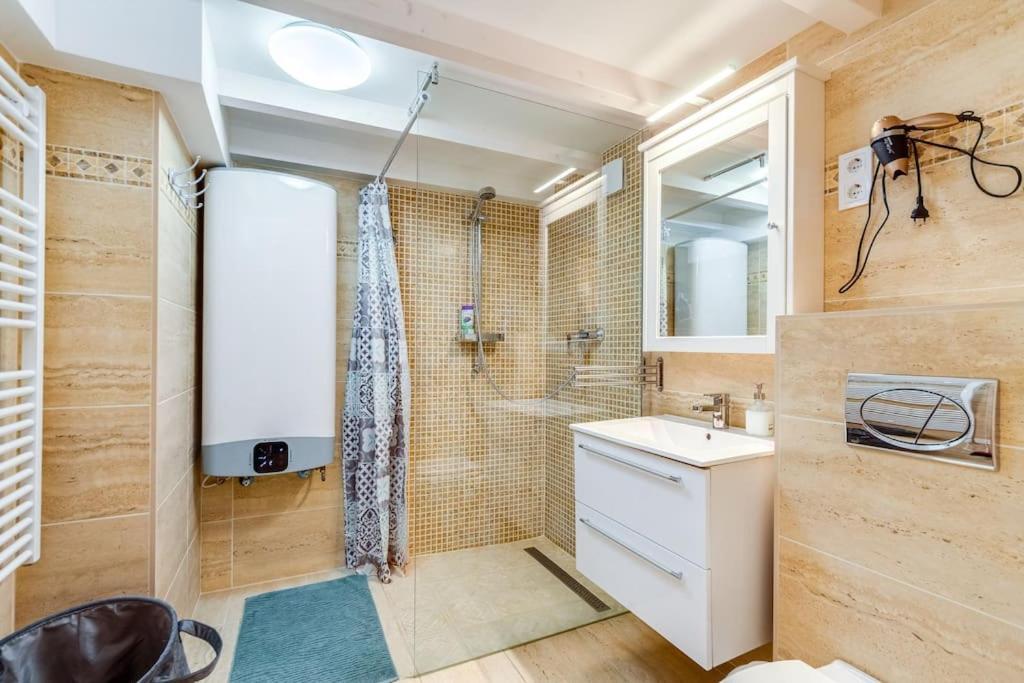 Amazing Kazinczy Flat No. 1 Budapest Exterior foto